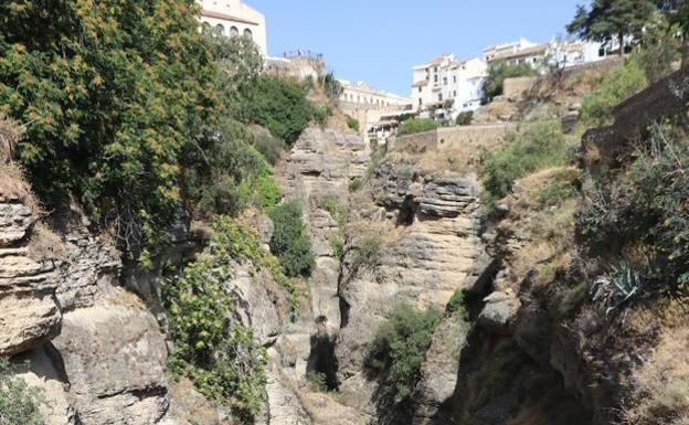 Foreign climber dies in 30-metre gorge fall in Ronda