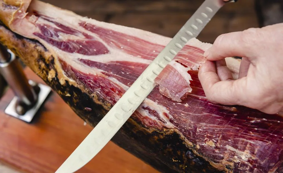 Benalmádena to host Spanish ham-carving competition