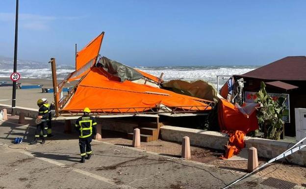 Emergency services respond to more than 100 storm-related incidents on the coast, as winds gust to 90km/h