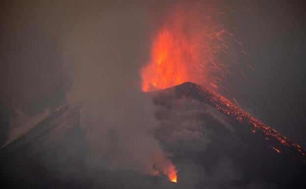 Two months on, no one dares to predict the end of the eruption of the La Palma volcano