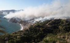 Wildfire in Nerja spreads into Maro natural park