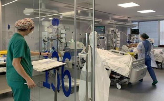 File photograph of an ICU.