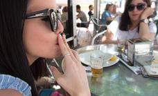 Bars and restaurants on the warpath after smoking ban on terraces is mooted in Spain