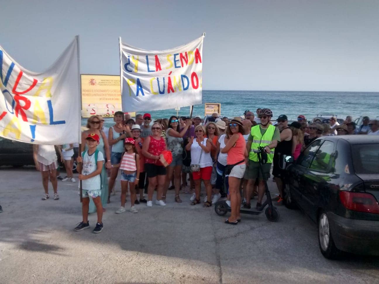 One of the local protests from over the years asking for the coastal path. /EUGENIO CABEZAS