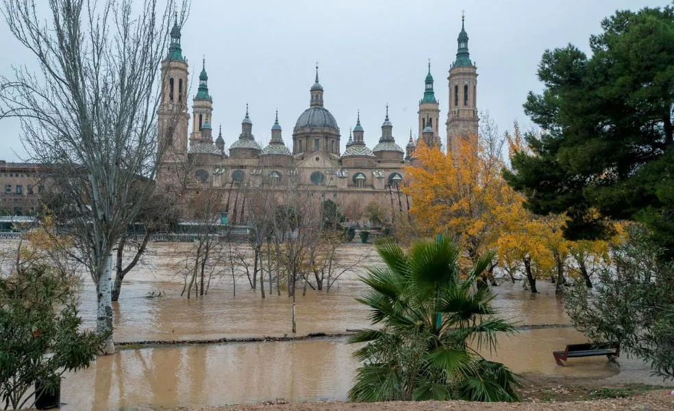 River Ebro and its tributaries hit by flooding