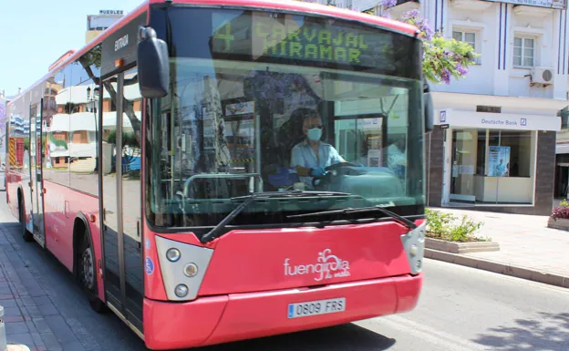 Fuengirola urban buses will soon be free for residents who possess the free Municipal Mobility Card. /SUR