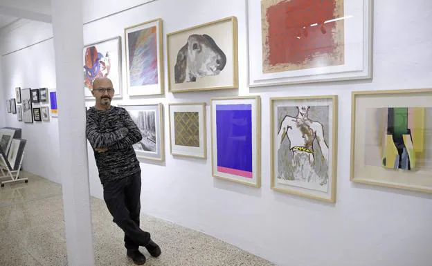 Christian M. Walter with his works. 