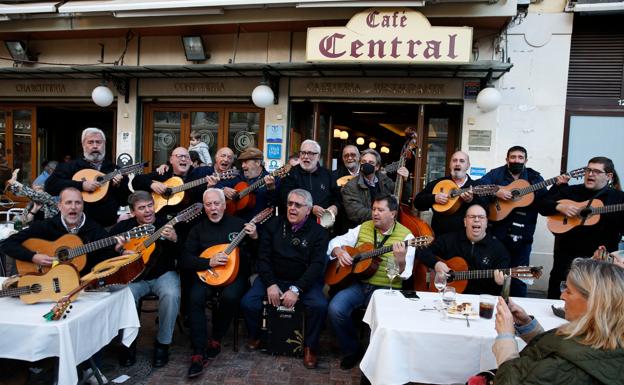 The iconic Café Central serves its last coffee