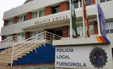 Local Police save the life of a man who crashed his car after a heart attack in Fuengirola
