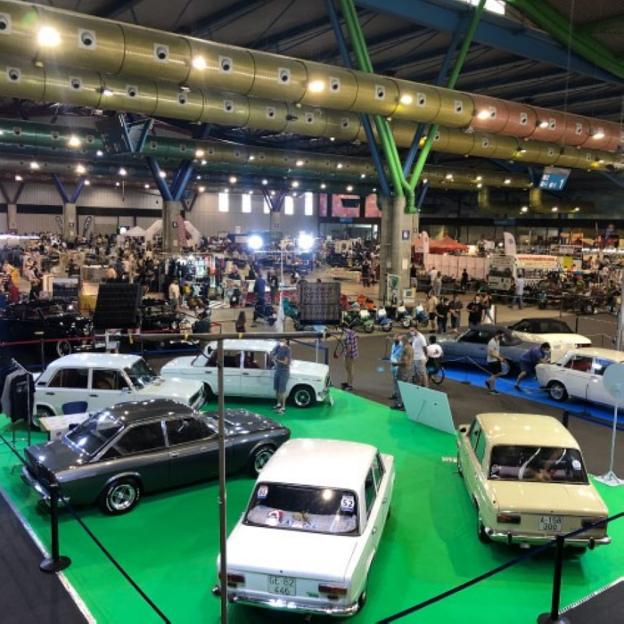 Retro automobile and motorcycle show rolls into Malaga
