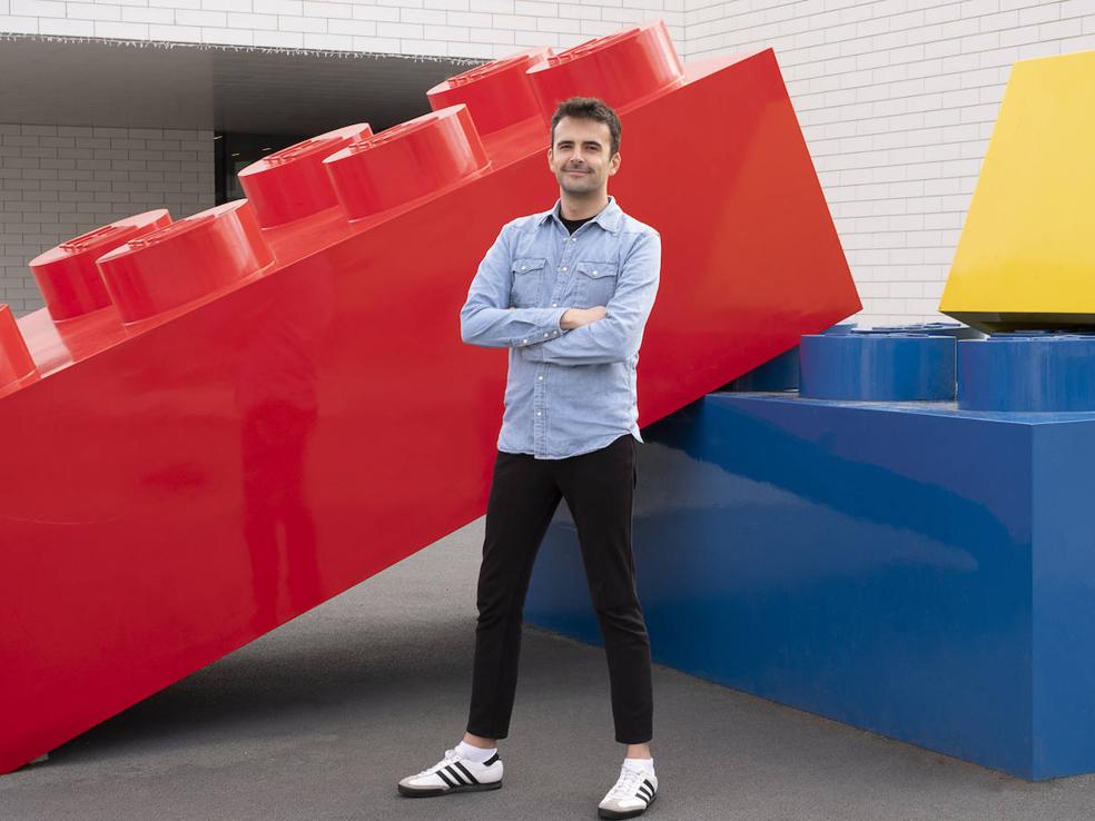 Diego Sancho, at the Lego headquarters./SUR