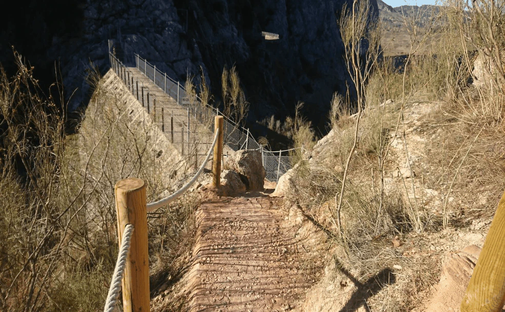 Four spectacular walkways for thrill-seekers in Malaga province