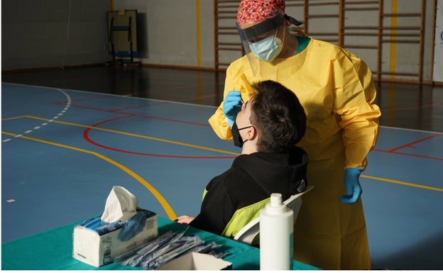 Reported Covid recoveries were four times higher than new infections over the weekend