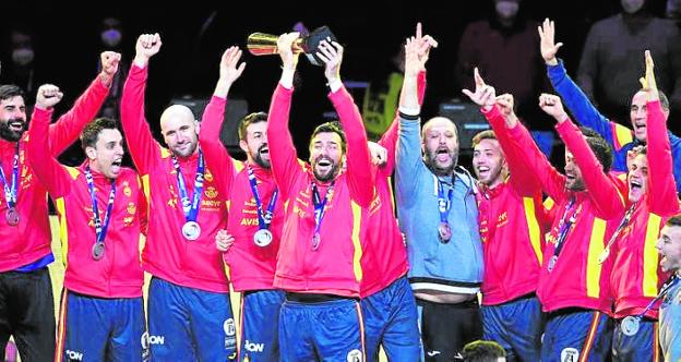 Spain finish second at Handball Euro 2022