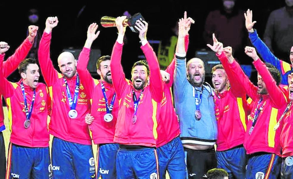 Spain finish second at Handball Euro 2022