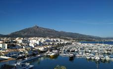 Court reconfirms the right of Puerto Banús to charge shops to rent terrace space