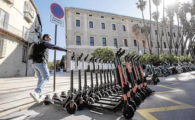Electric scooters in one of the parking areas in the city. /ÑITO SALAS