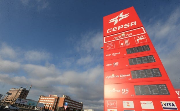 Petrol and diesel fuel prices in Malaga province hit new record high, but these are the places with the lowest prices