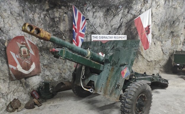 The historic guns were deployed on the Rock in 1941 and 1942 