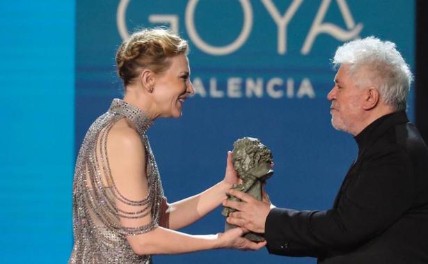 Cate Blanchett wins first International Goya Award