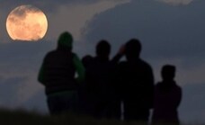 Snow moon: When and where to see the last full moon of February in Spain