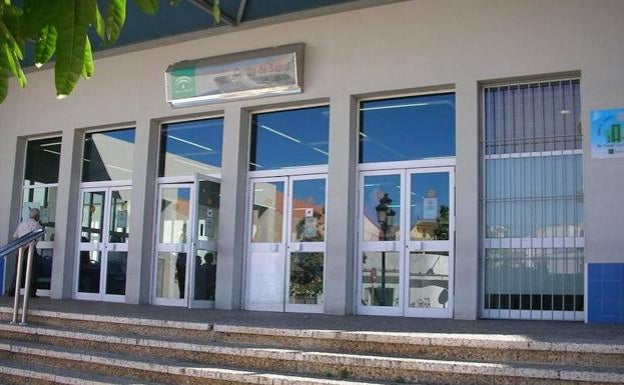 Health workers to protest against abuse at the Mijas Covid vaccination centre