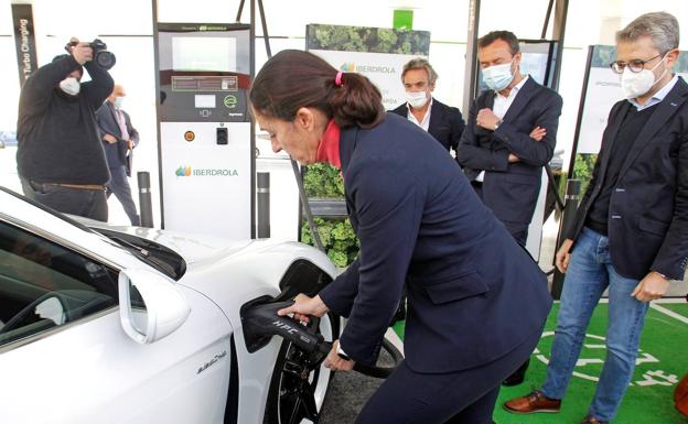 Electric and hybrid vehicle sales in Spain surged to a record high in January