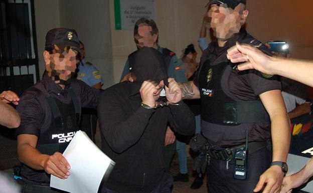 Estepona police officers face 30 years in jail if found guilty of sexually assaulting an 18-year-old girl