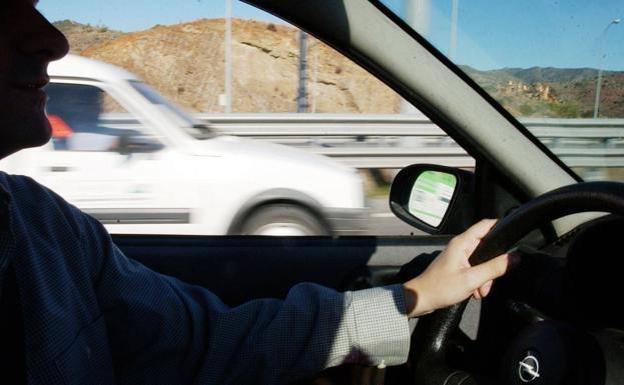 These are the new traffic regulations that come into force in Spain next month