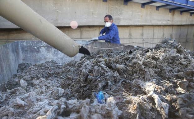 ‘Don’t clog it up’ campaign launched as 24 tonnes of wet-wipes removed from sewage pipes in Ronda