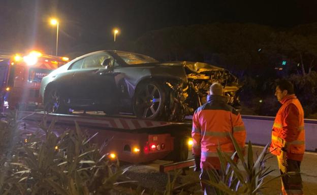 At least three injured after foreign-plated Rolls-Royce smash in Marbella