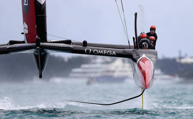 Mayor of Valencia warns Malaga about the high cost of hosting the America's Cup