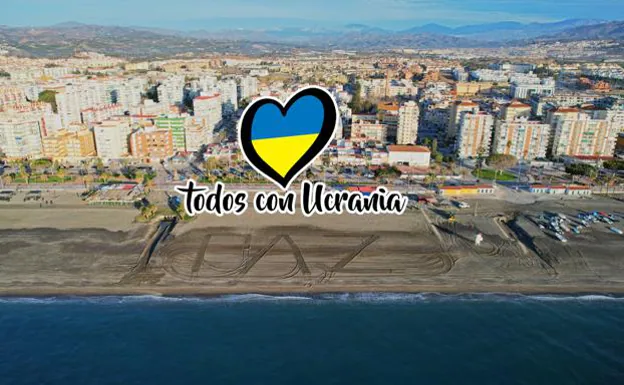 Torre del Mar sends a message of peace to Ukraine 