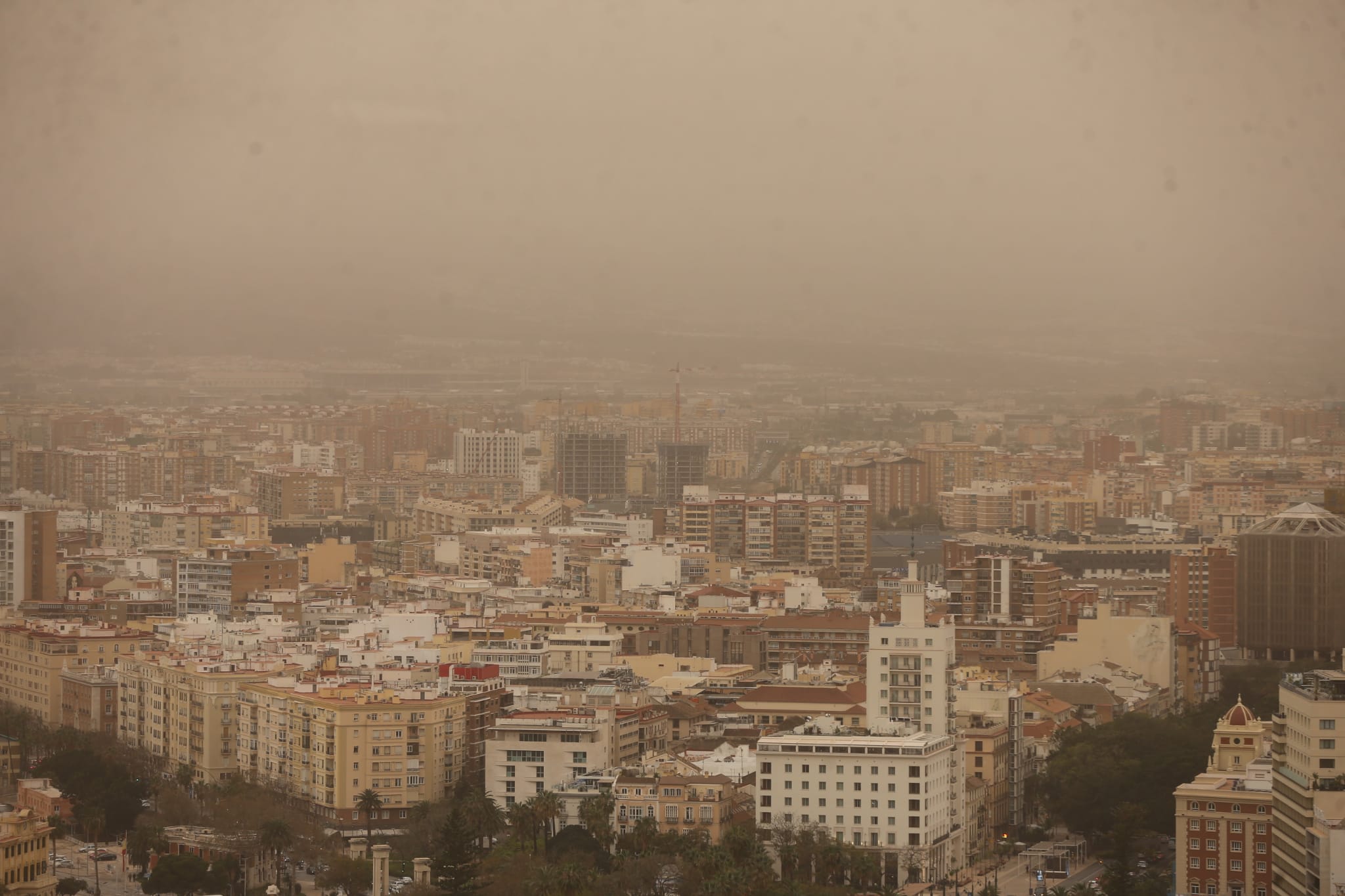 The rain brought with it Saharan dust, in suspension