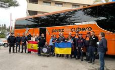 Watch as Marbella firefighters set off for Poland with humanitarian aid, before they return with the coach full of refugees