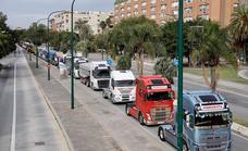 Striking hauliers bring traffic to a halt in Malaga city centre
