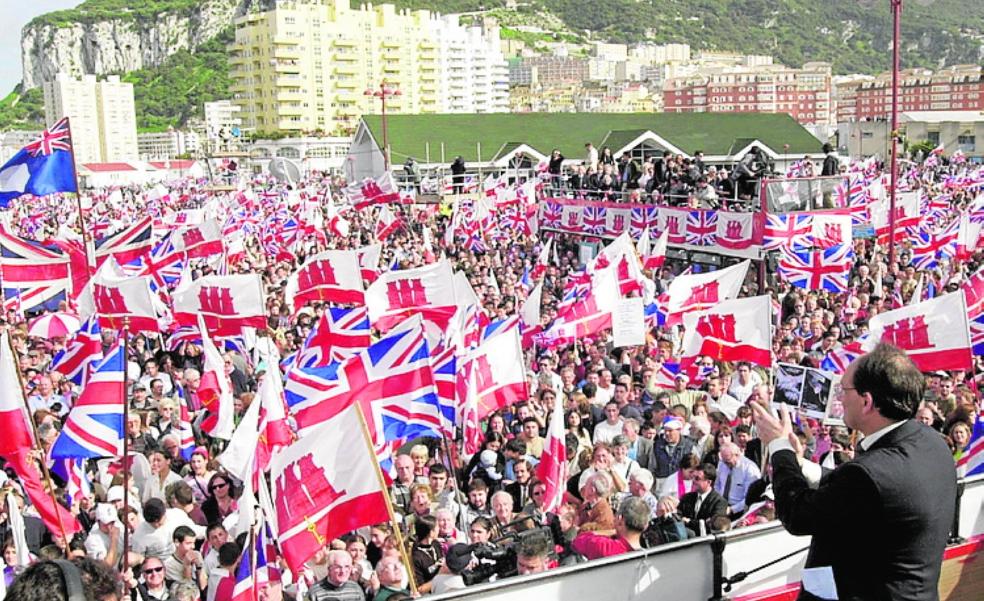18 March 2002: Gibraltarians march against shared sovereignty