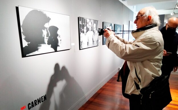 Carlos Saura at his exhibition in Torremolinos on Friday. 