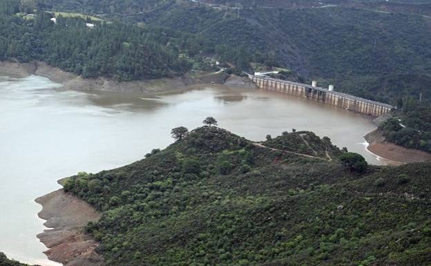 Good news for the Costa del Sol with no water shortage for summer tourist season after heavy rain in province