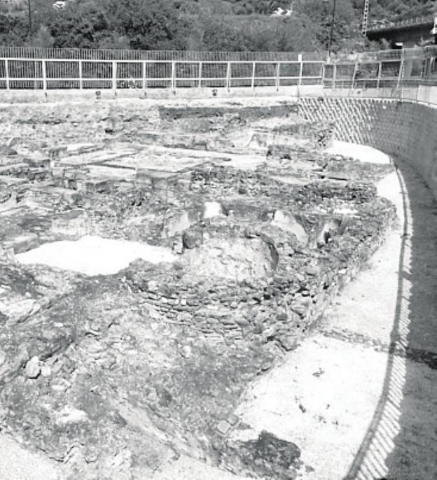 Roman remains: ruins of the baths at the Finca del Secretario in Fuengirola. /SUR