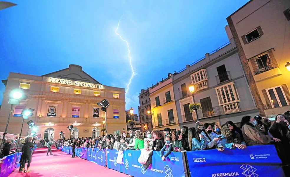 Film festival fever unfazed by bad weather