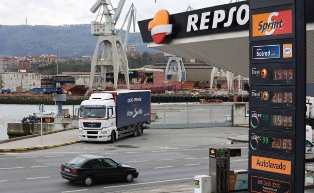 Todos los automovilistas en España necesitan reducir los precios del combustible
