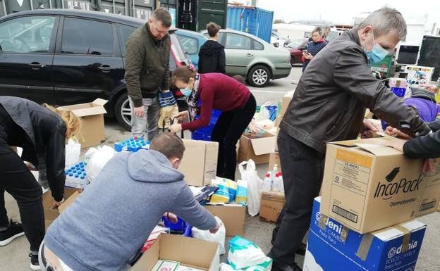 Mayor praises the 'big hearts and generosity' of Malaga people for their efforts to help Ukraine refugees