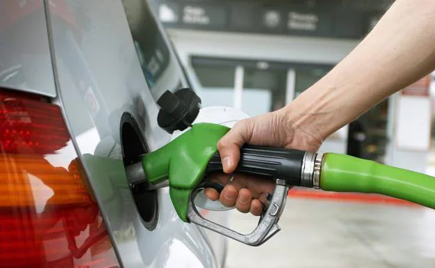 El descuento de 20 centímetros en el litro de combustible se hará efectivo este viernes 1 de abril