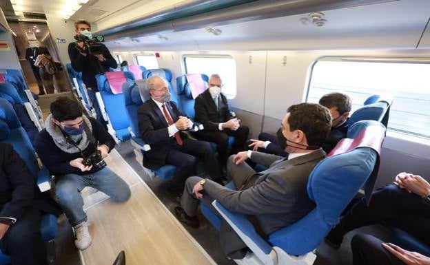 High-speed train service between Malaga and Granada has launched today