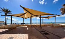 Fuengirola continues to modernise promenade with installation of four new pergolas