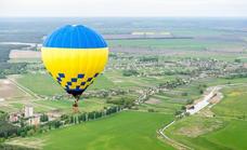 This is how soaring over Andalucía in a hot air balloon will help the people of Ukraine