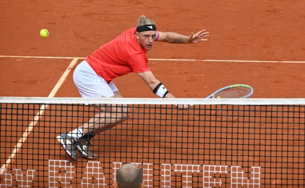 Davidovich, during his only game on clay this year. 