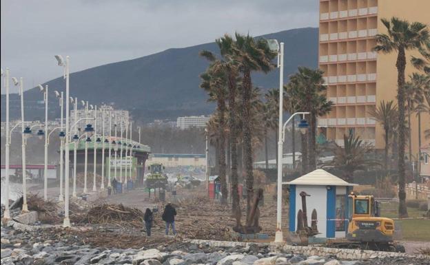 Following the battering from storms the Costa del Sol begins the big clean-up in readiness for Easter holidaymakers
