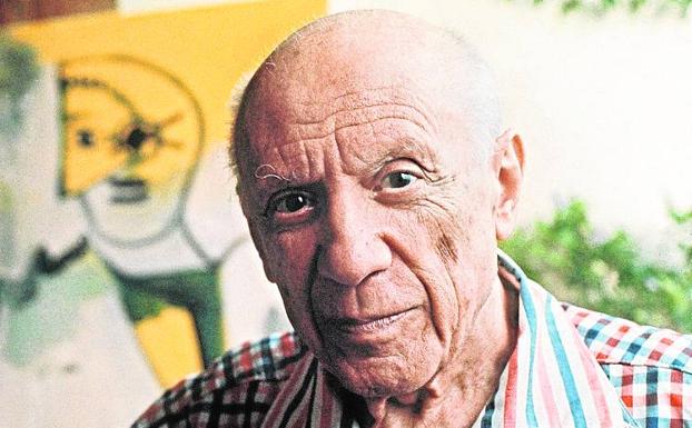 Pablo Picasso in Mougins in 1971. 
